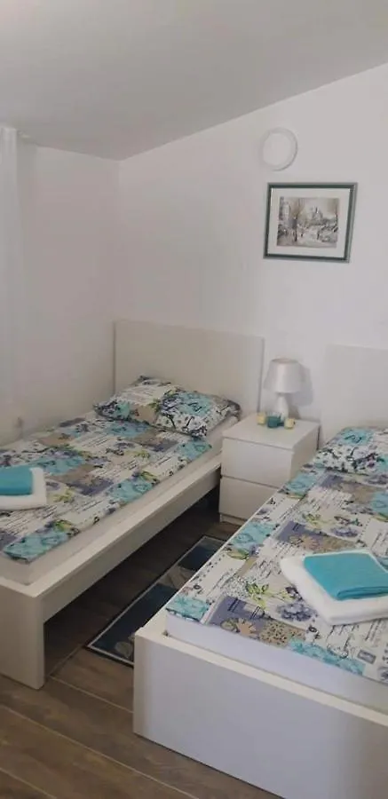 Apartment Pajo II Seline