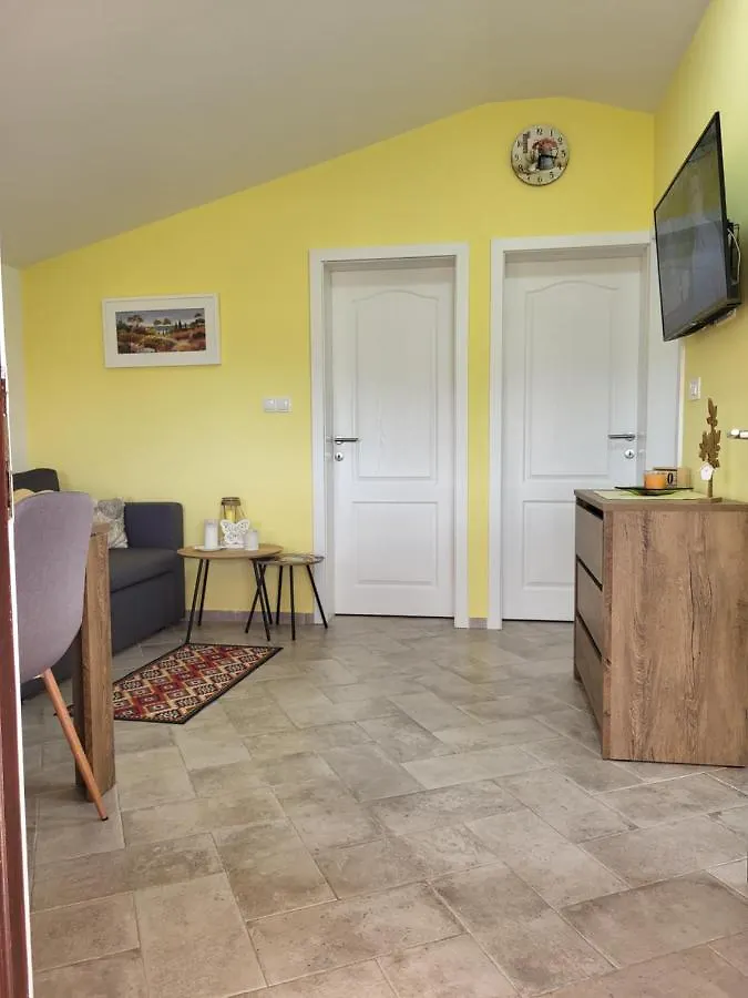 Apartment Pajo II Seline
